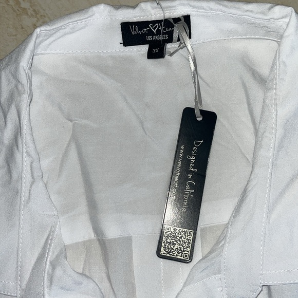 Velvet Heart White Button Up 3X - Picture 4 of 11